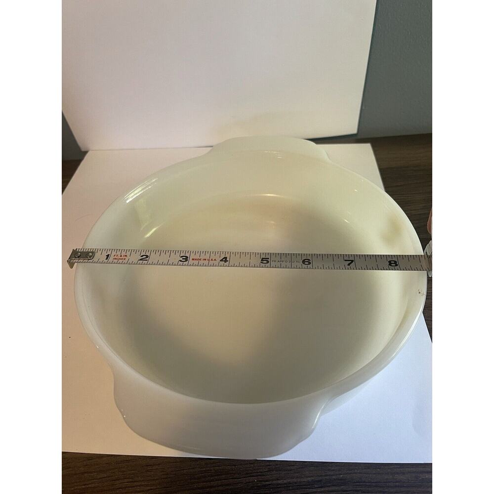 Vintage Fire King #450, "Wheat Pattern" 8 Inch Round Cake Casserole Baking Dish - Picture 6 of 7